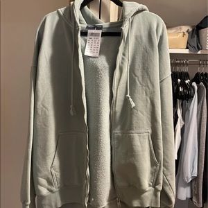 Brandy Melville sweatshirt